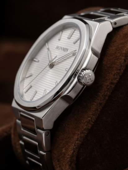 HONMIN Silver Textured Dial Stainless Steel Watch